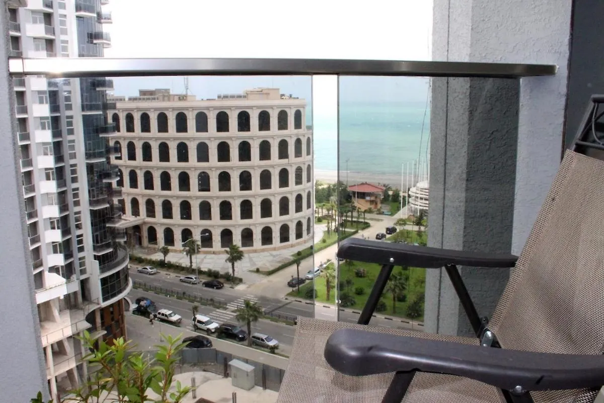 Sea View Apartment 1St Line Batumi
